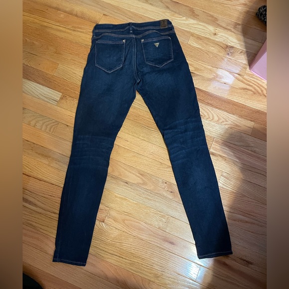 GUESS low rise skinny - Picture 2 of 4